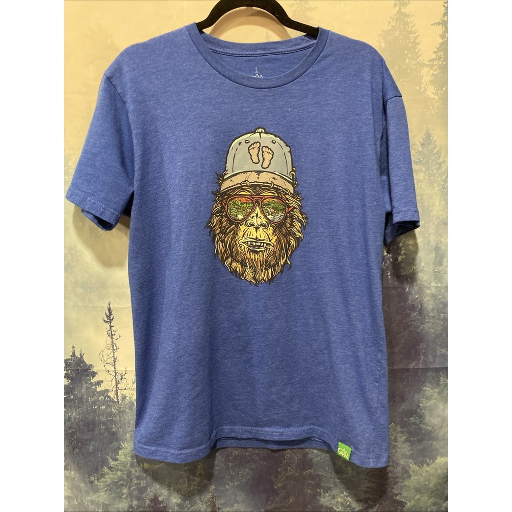 Wild Tribute Bigfoot Sasquatch Tshirt Size Large NWOT